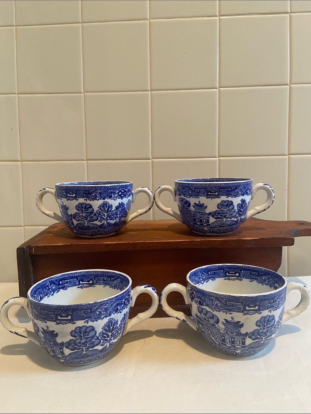 🩷Antique Blue Willow SoupCup Double Handles Ingraved For W.Ridgway &Co- Set of 4